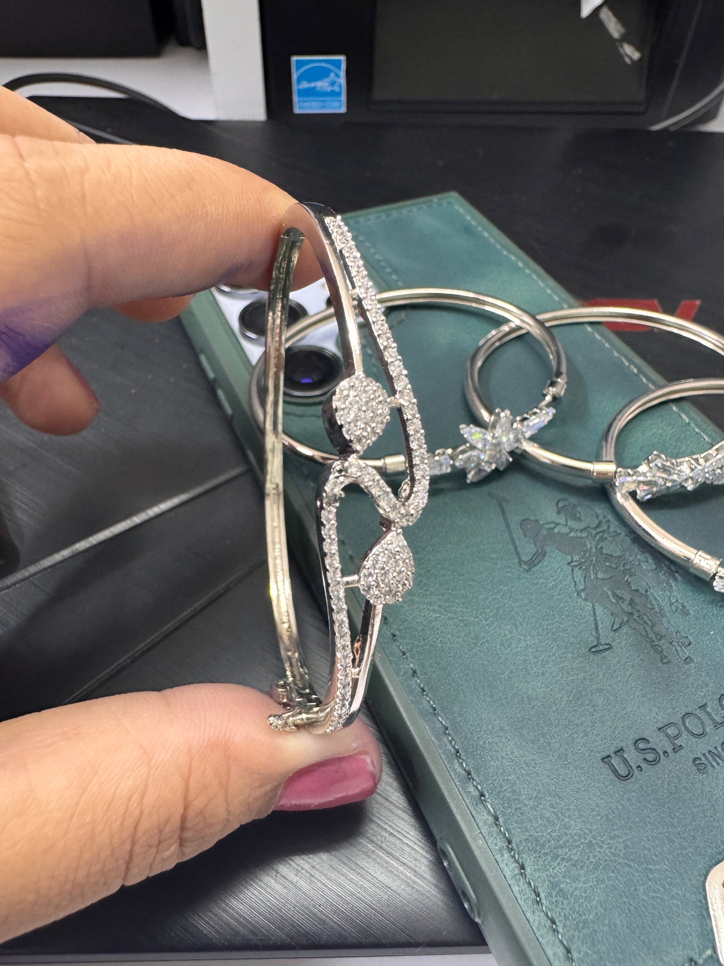 White stone kada