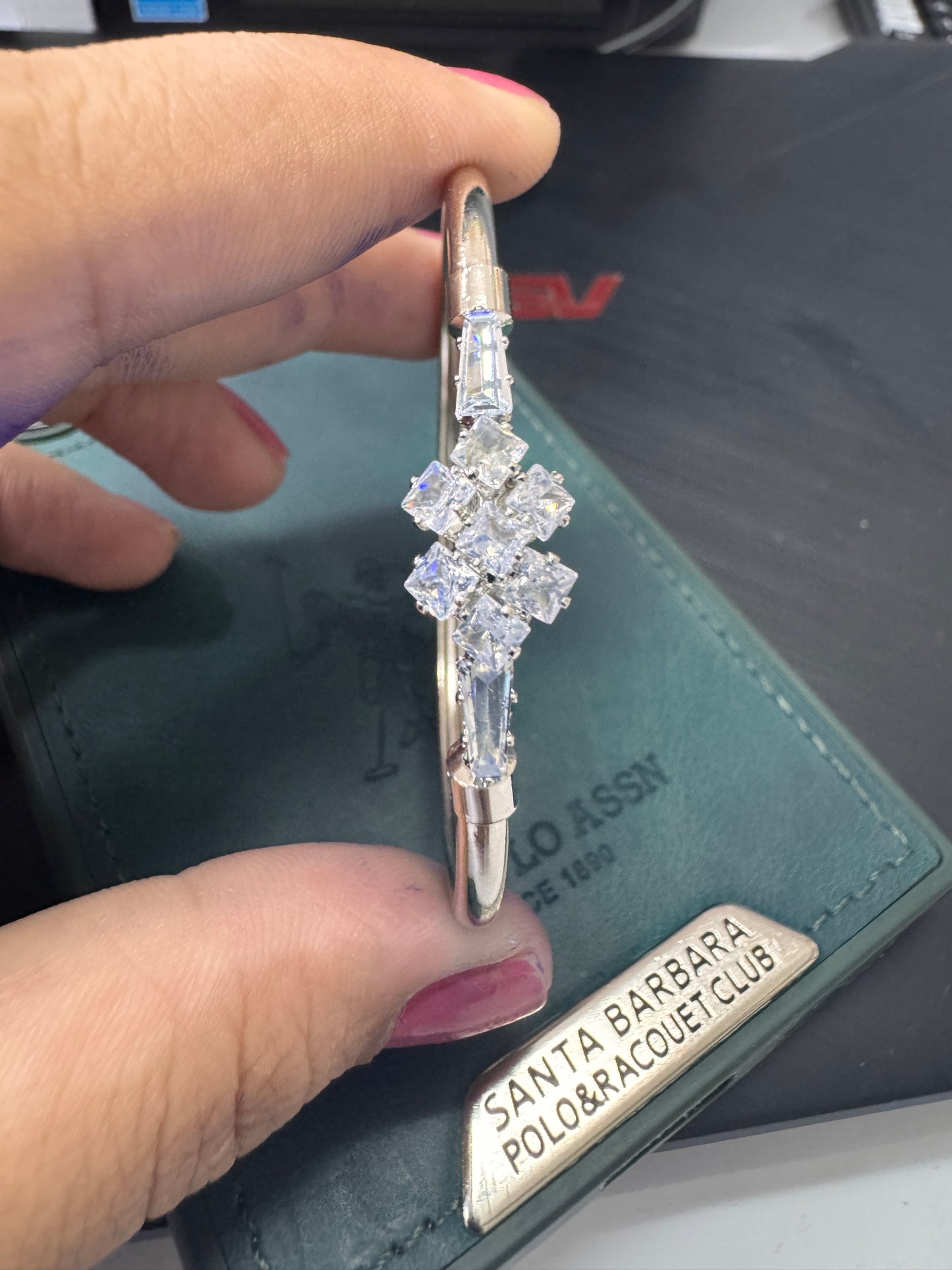 White stone kada