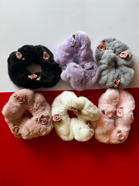 Rose fur scrunchies
