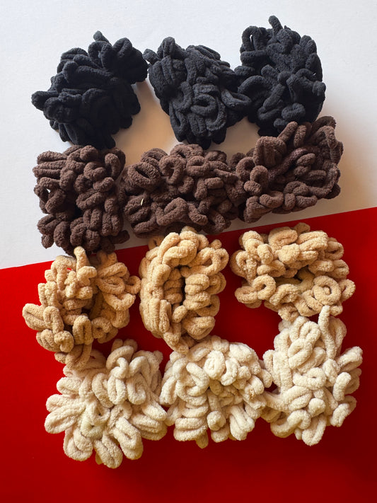 Knot fluff scrunchies