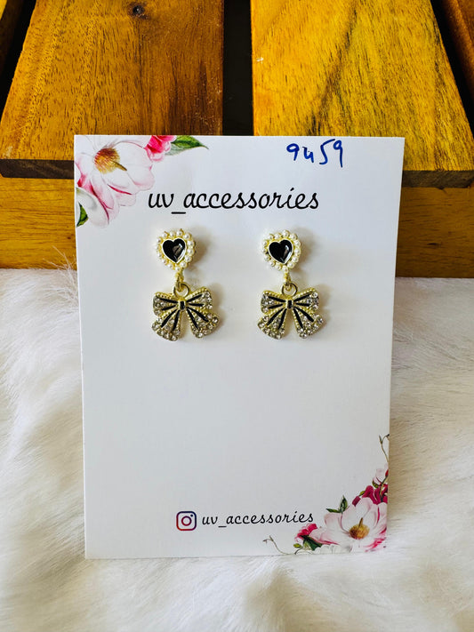 Bow earrings