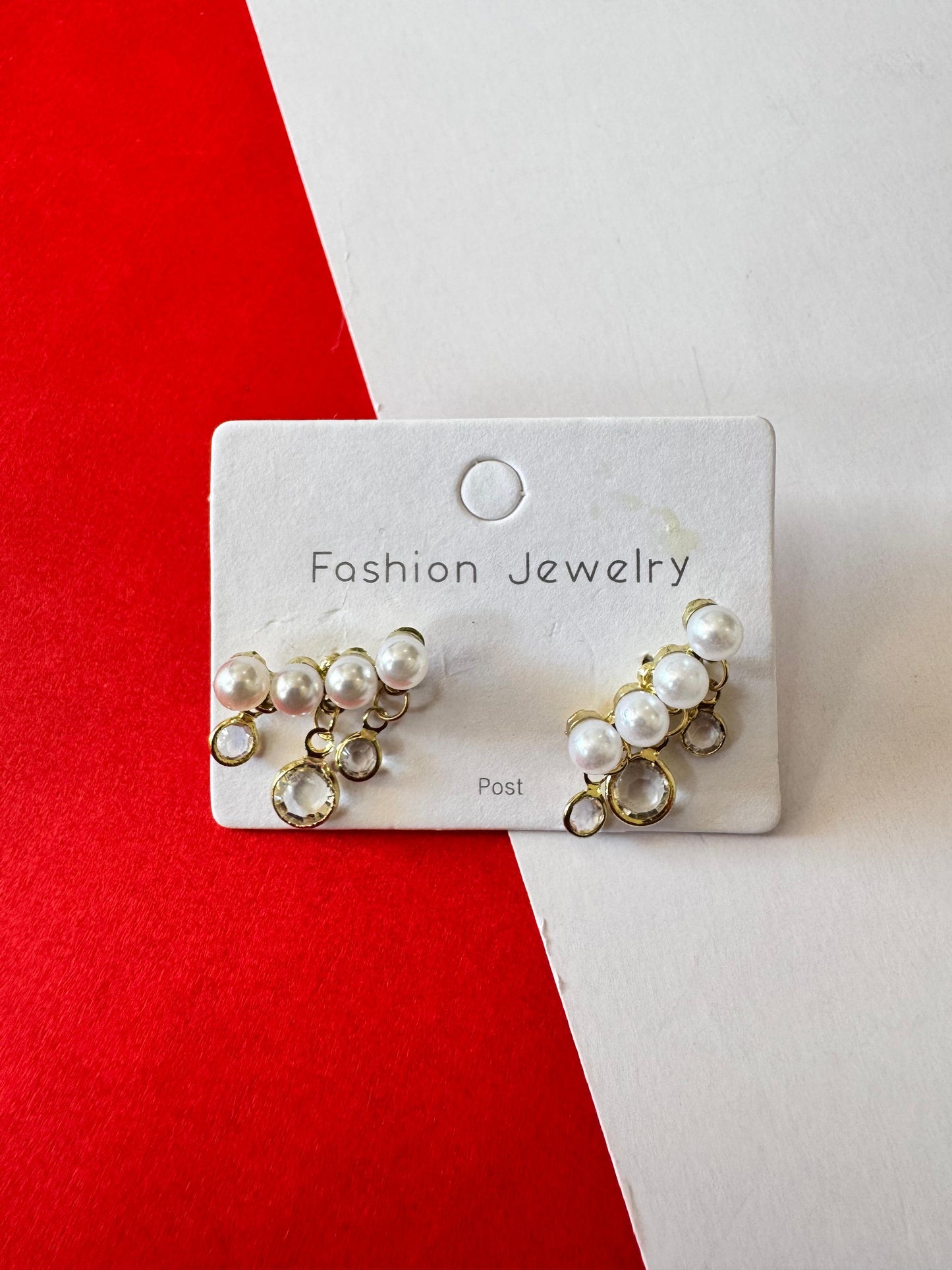 Pearl studs