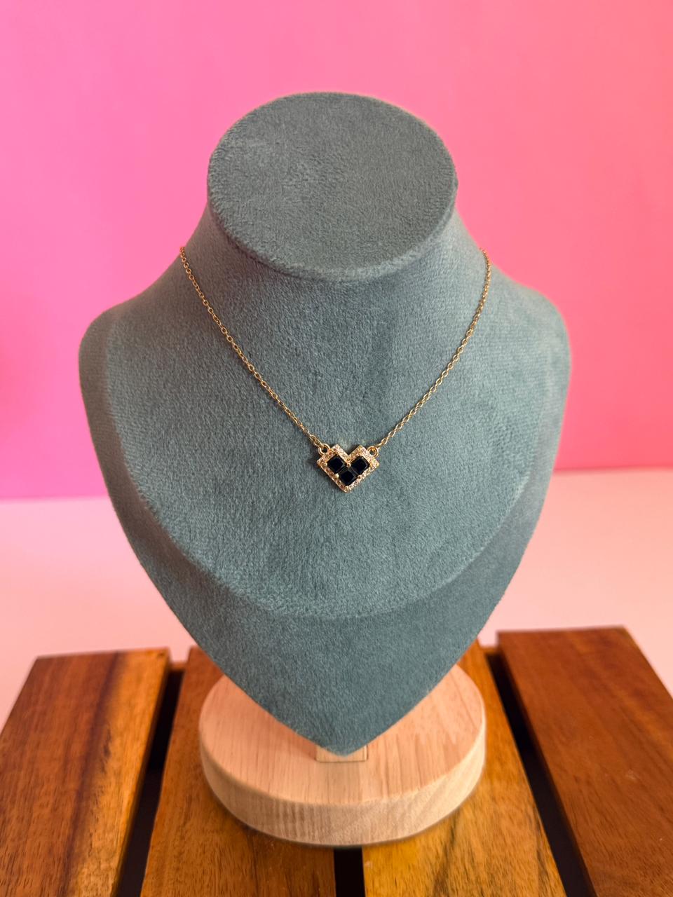 Black heart chain
