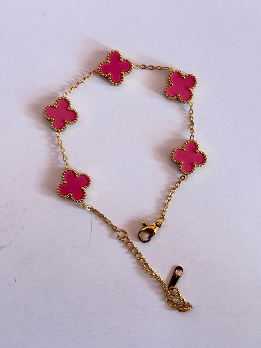 Pink clove bracelet