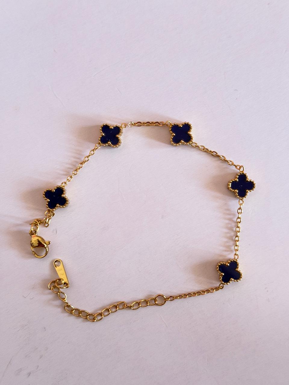 Navy blue clove bracelet