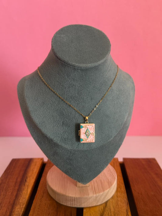 Pink square openable charm chain