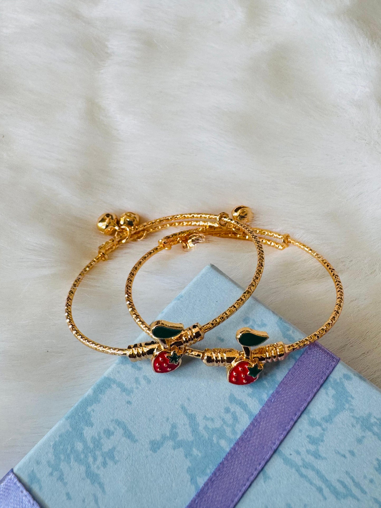 Strawberry kids kada set