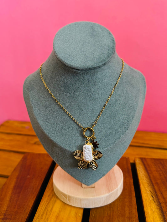 Flower pearl charm chain