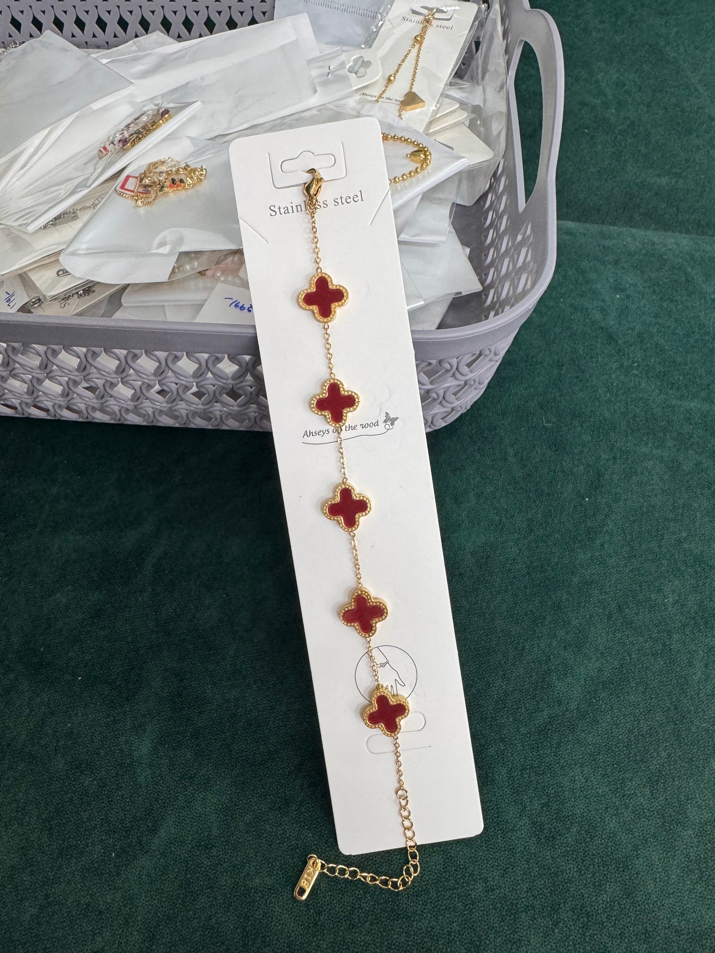 Maroon clover bracelet 2