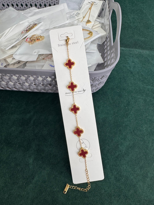 Maroon clover bracelet 2