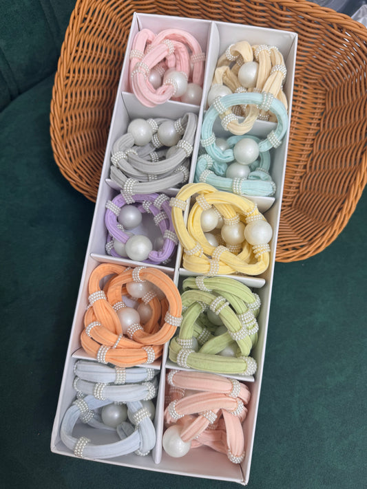 Pastel pearl bands