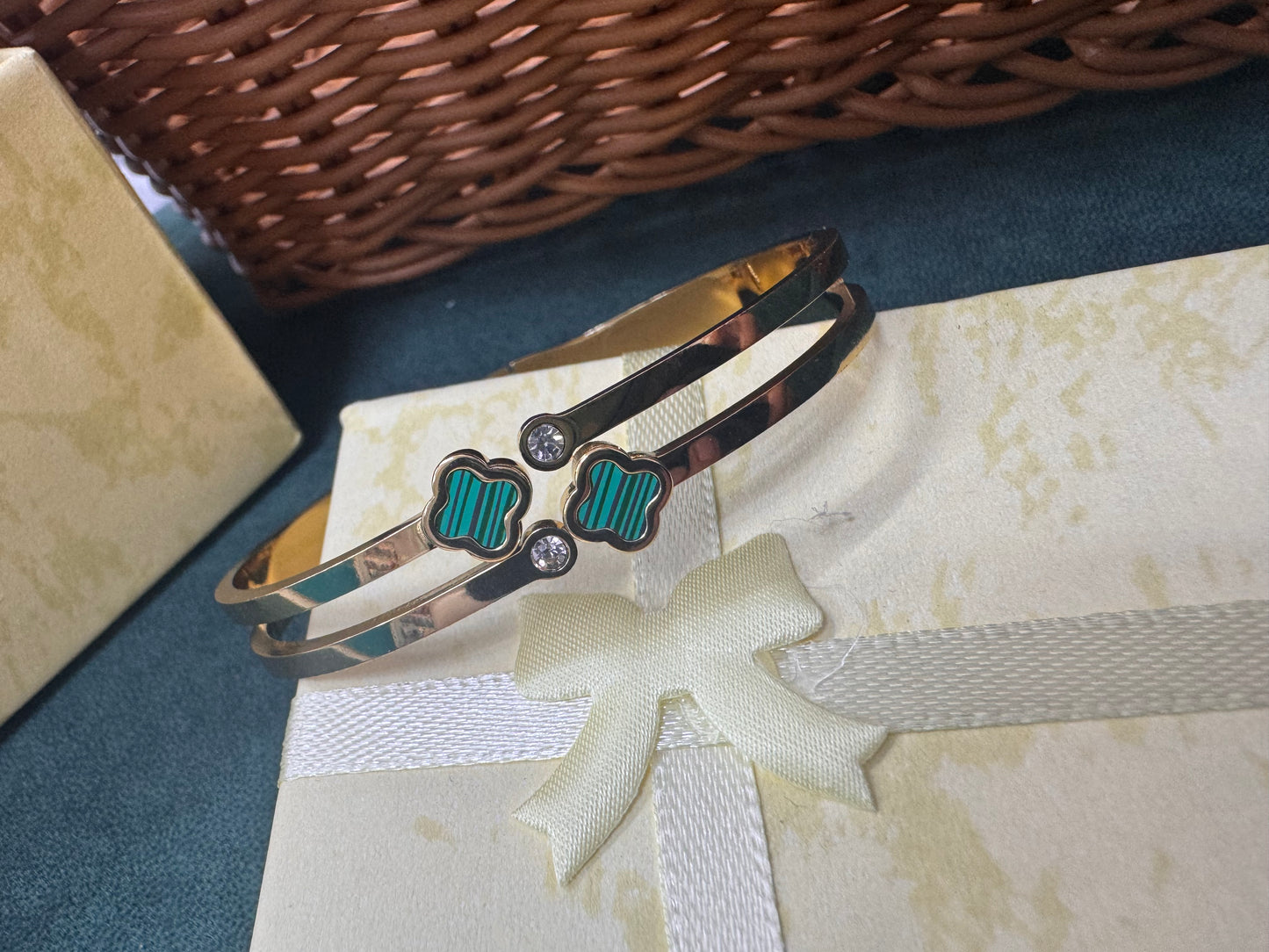Green clover anti tarnish kadas