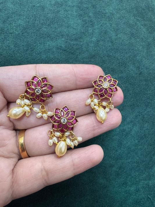 Kundan juda pin set