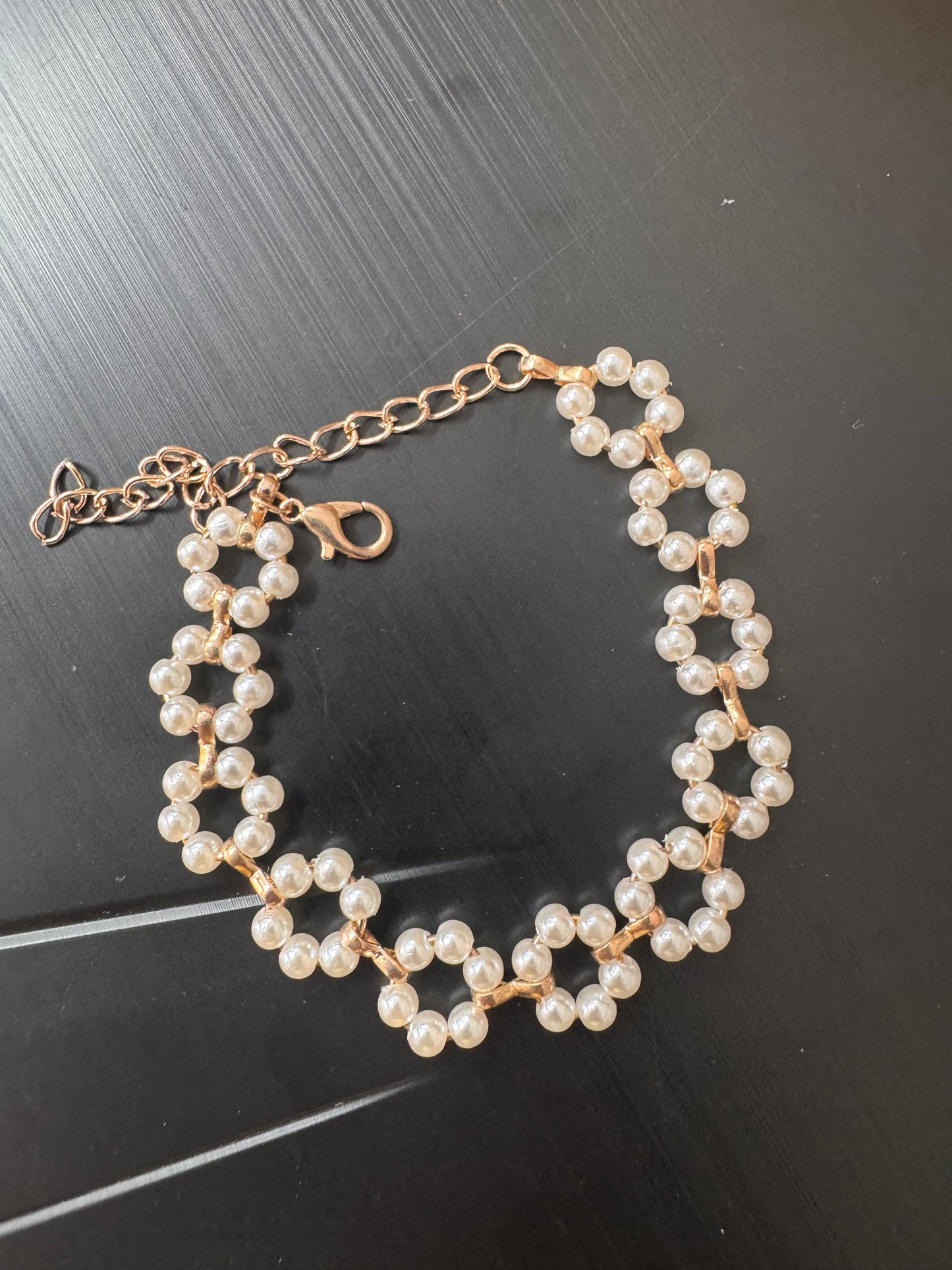 Pearl flower bracelet