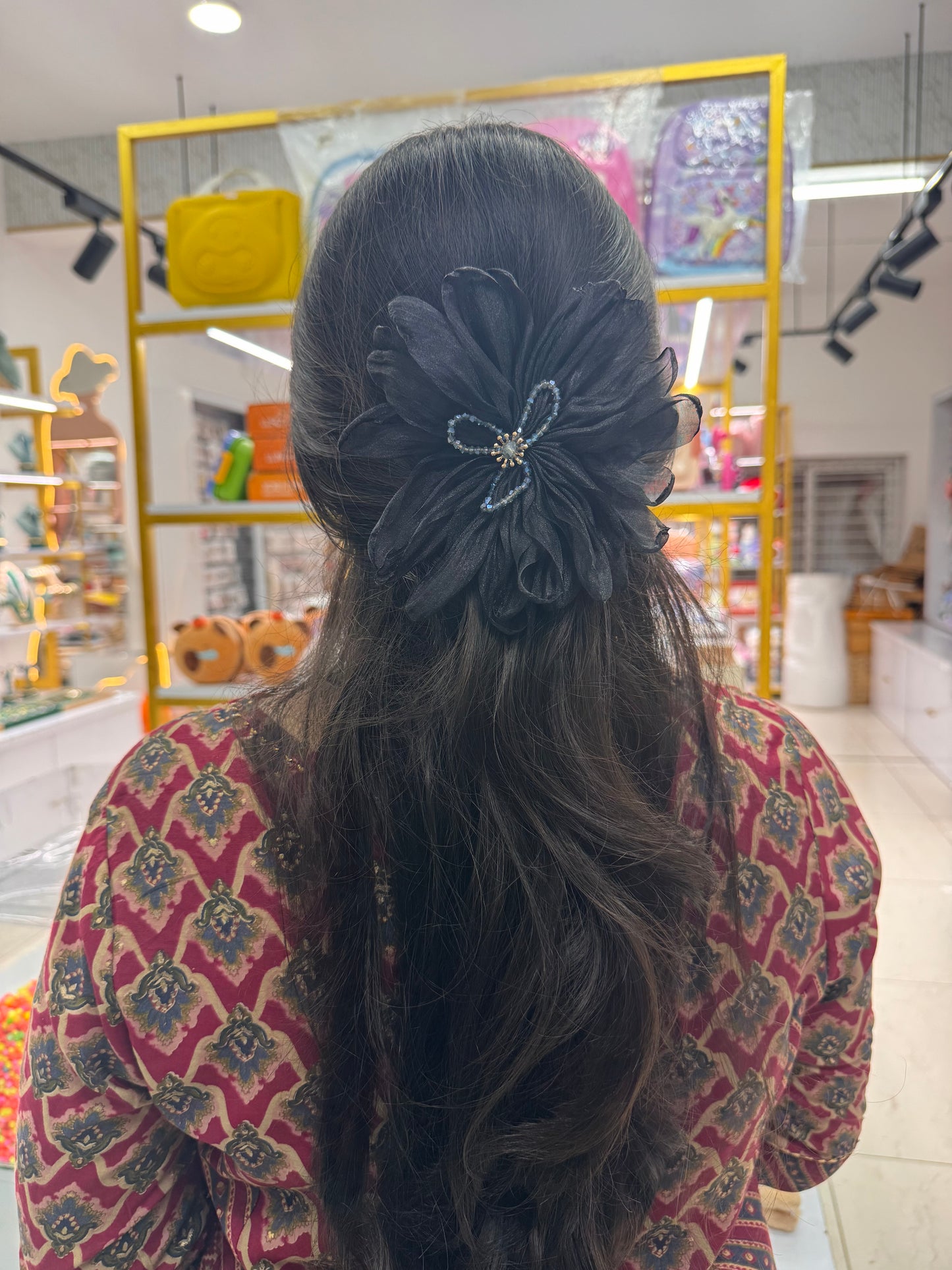 Jumbo flower clips