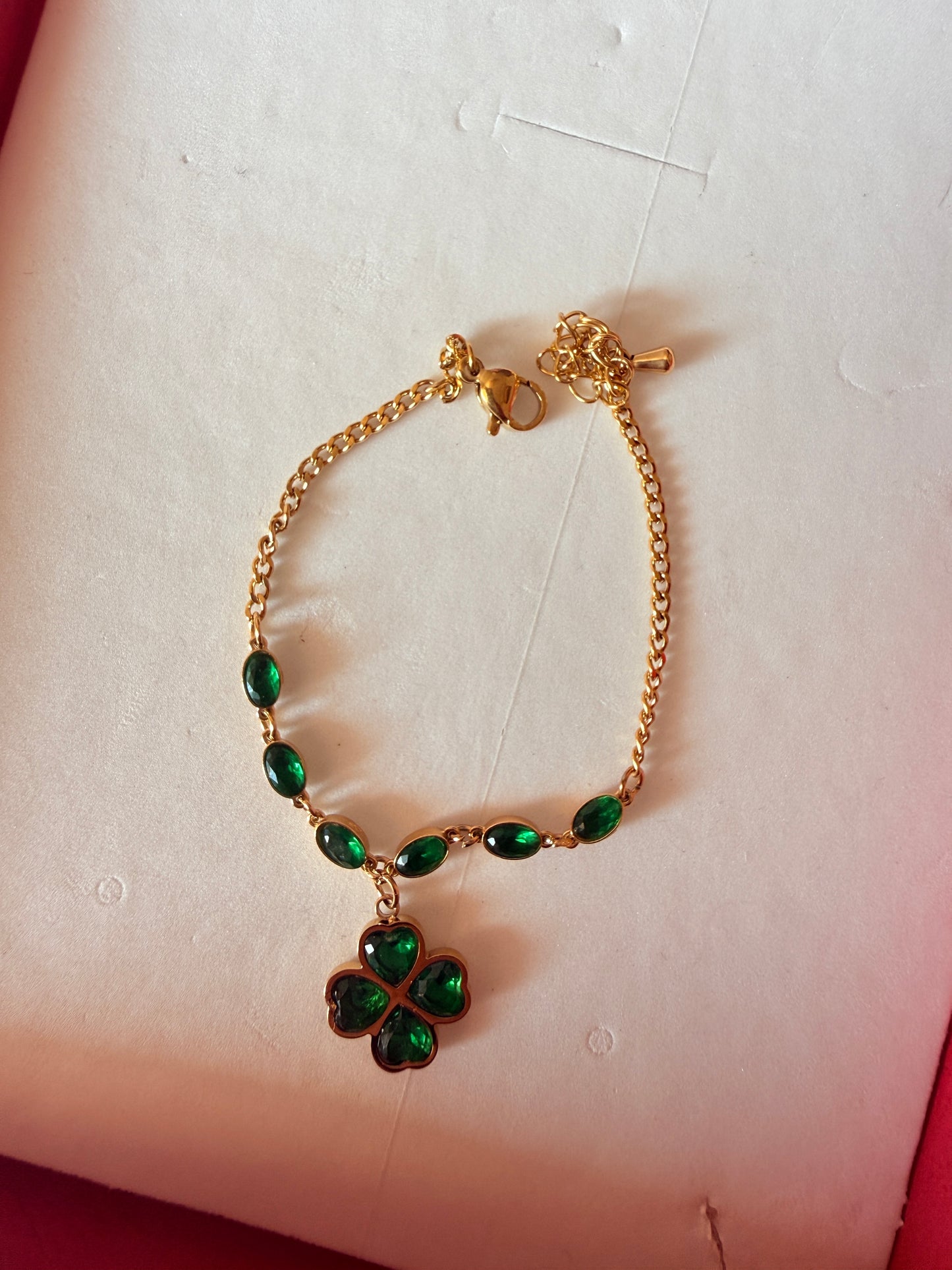 Emerald flower bracelet