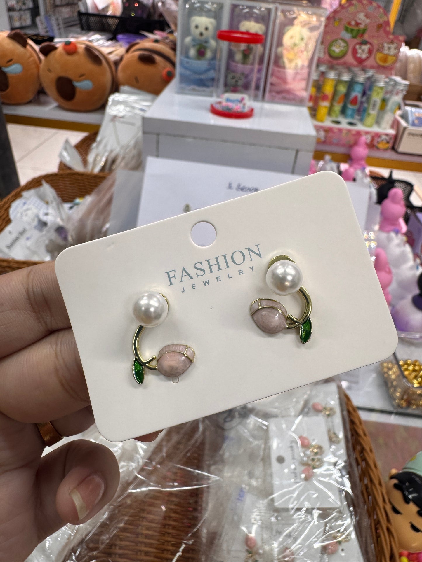 Rose studs 1