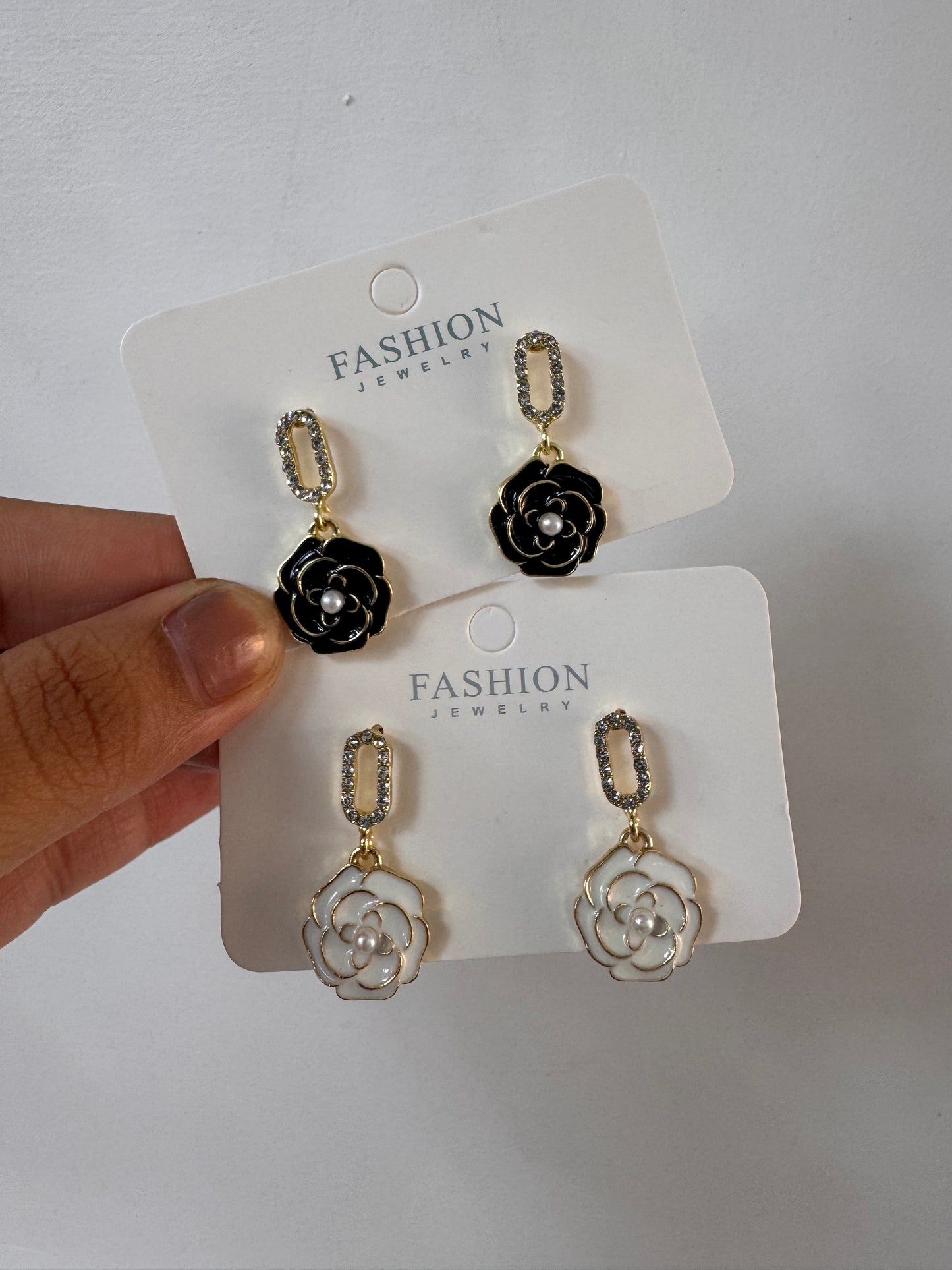 Rose earring