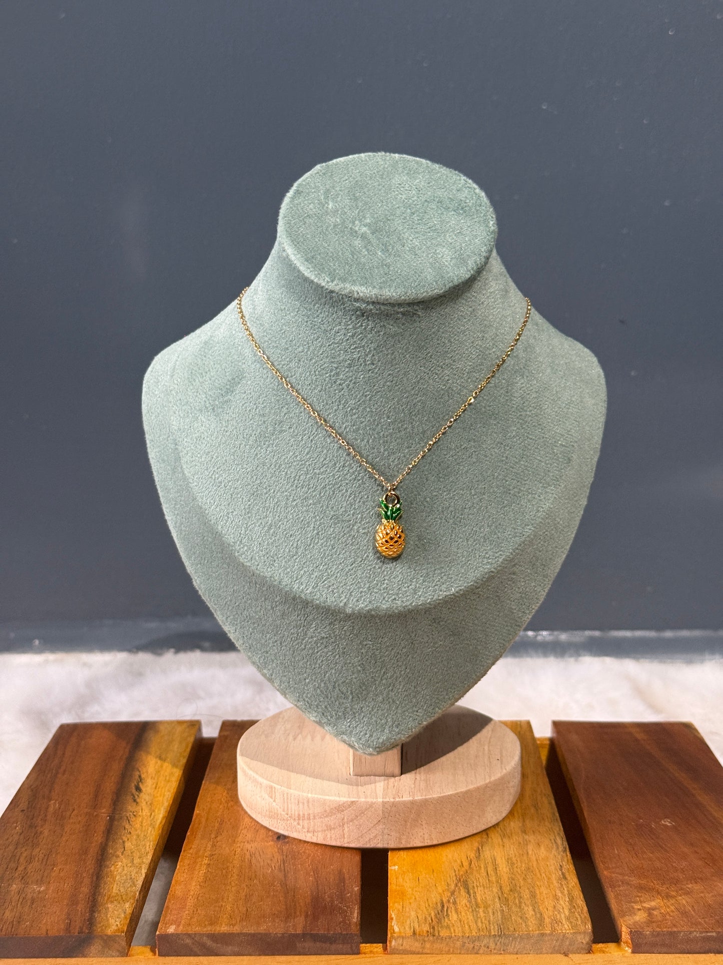 Pineapple anti tarnish chains