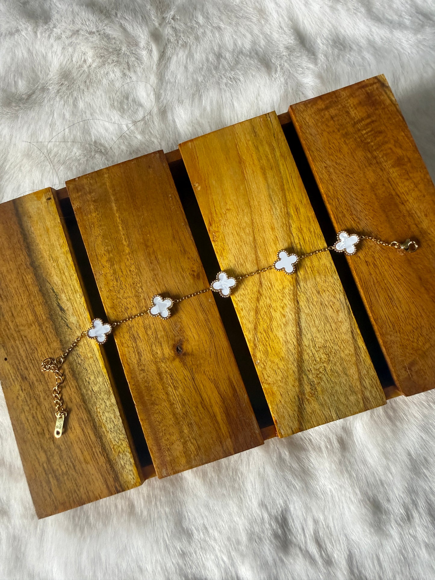 White clover bracelet