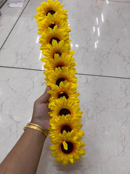 Sunflower clips