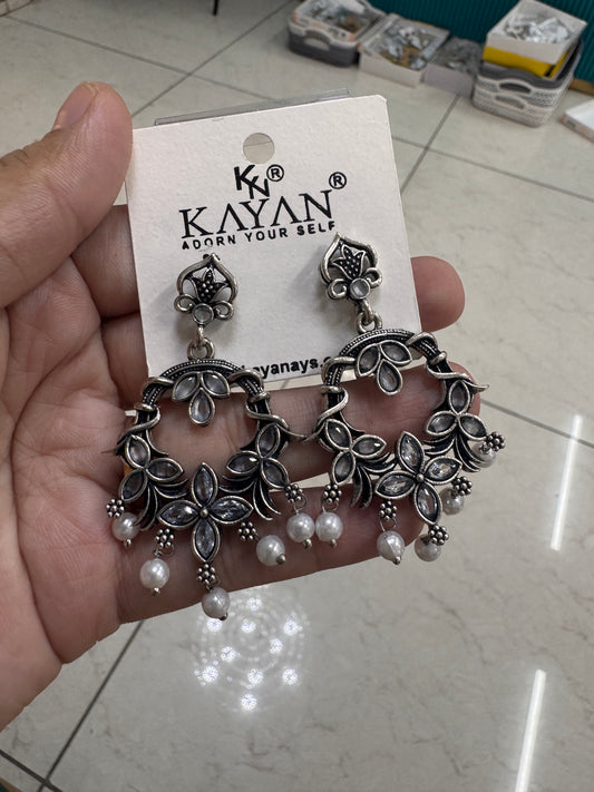 Kundan chandbalis
