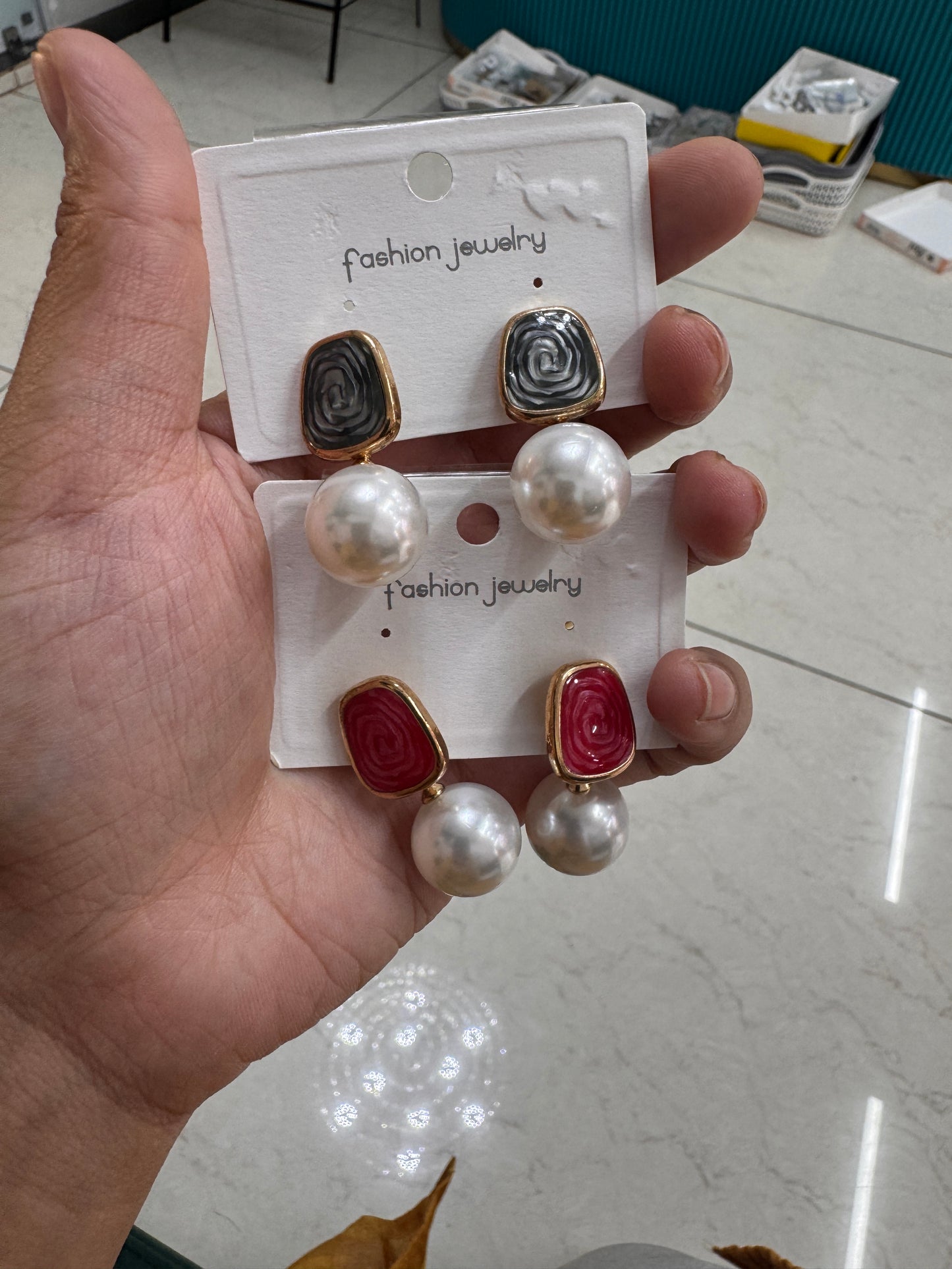 Spiral pearl earrings