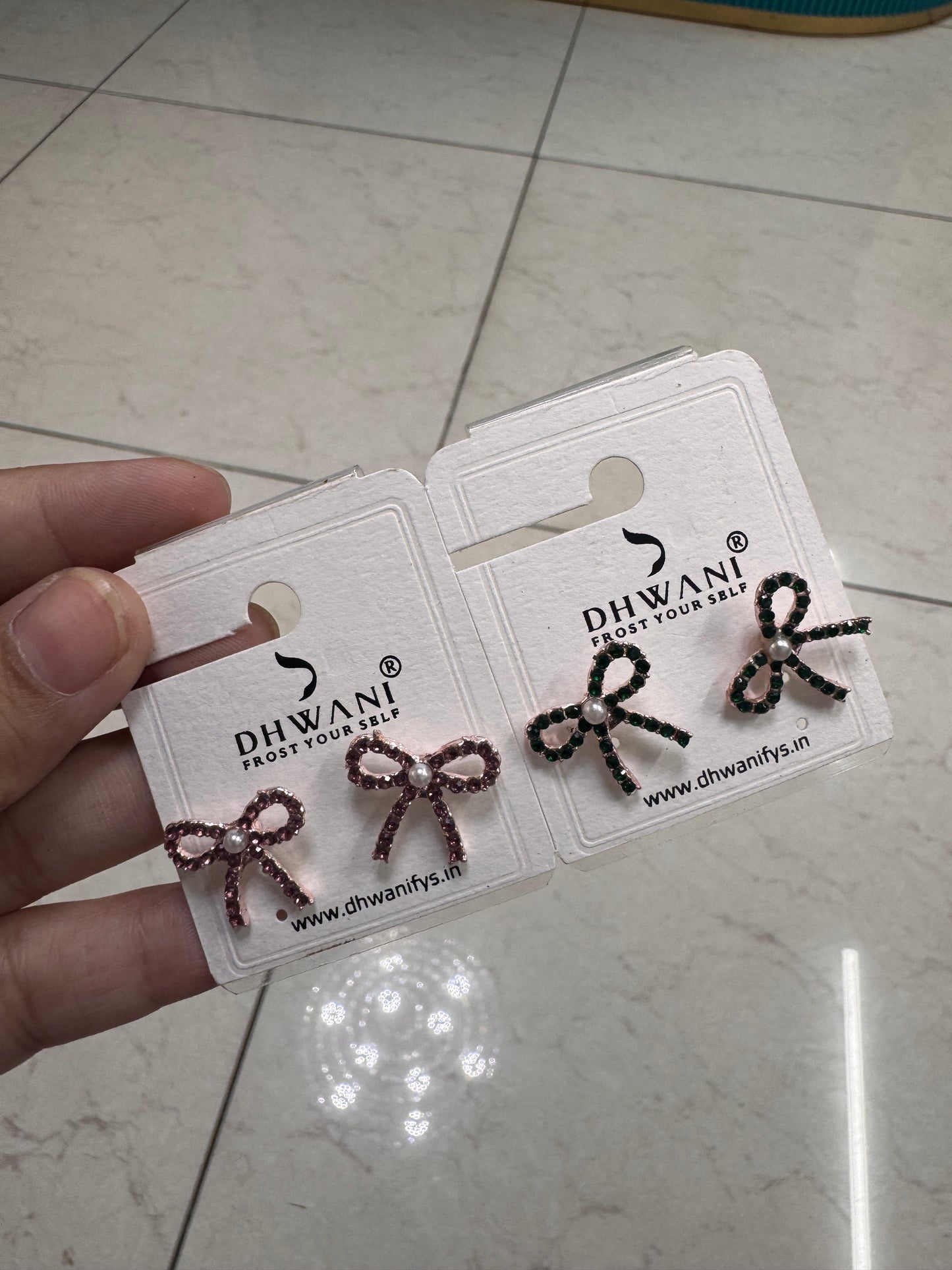 Stone bow studs