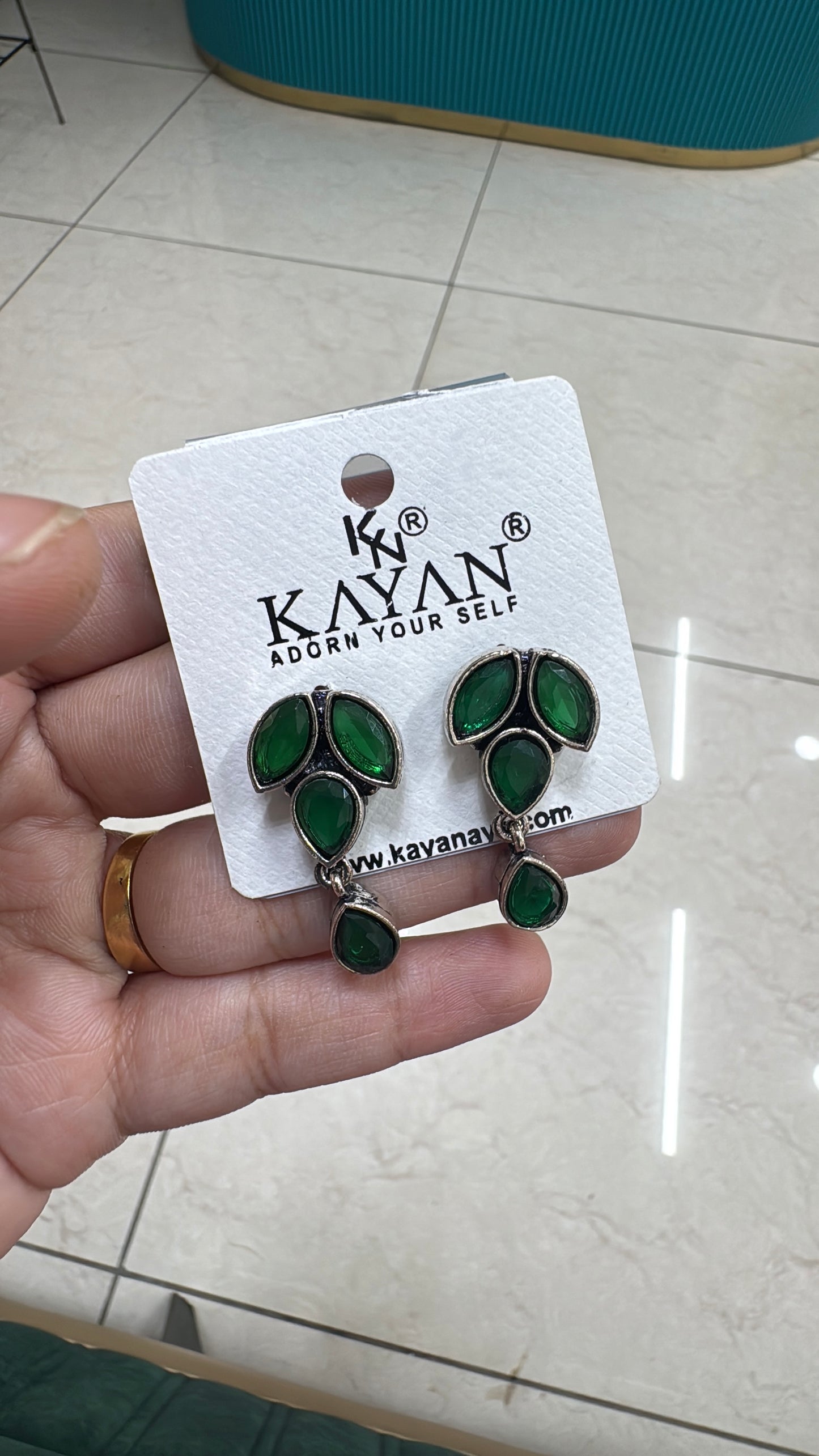 Kundan studs