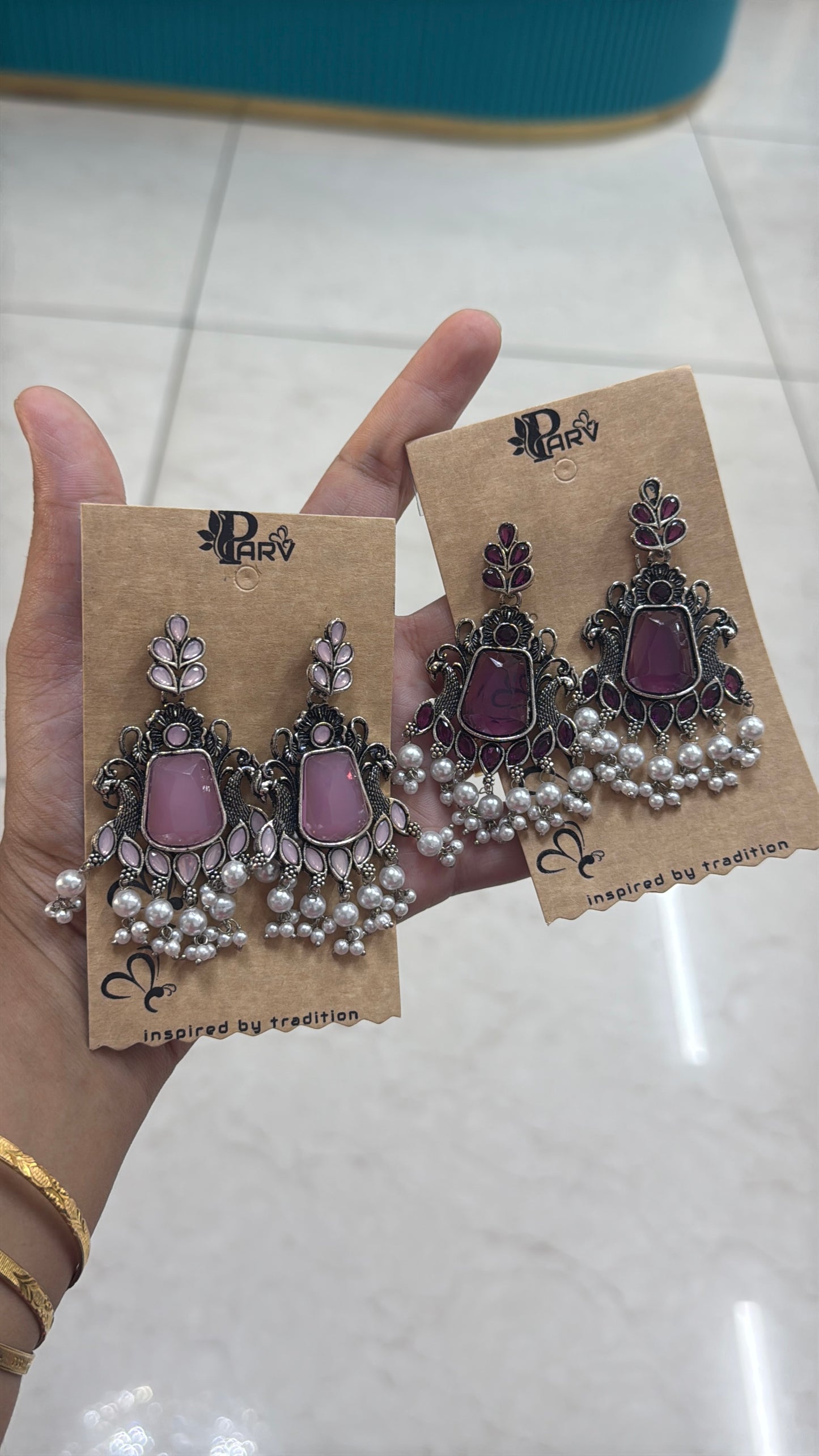 Glass pearl earrings