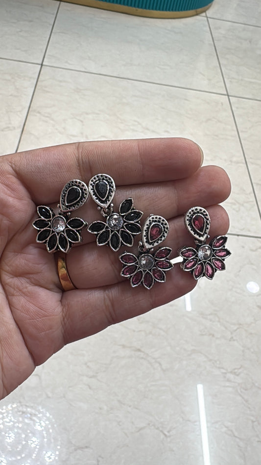Flower mini earrings