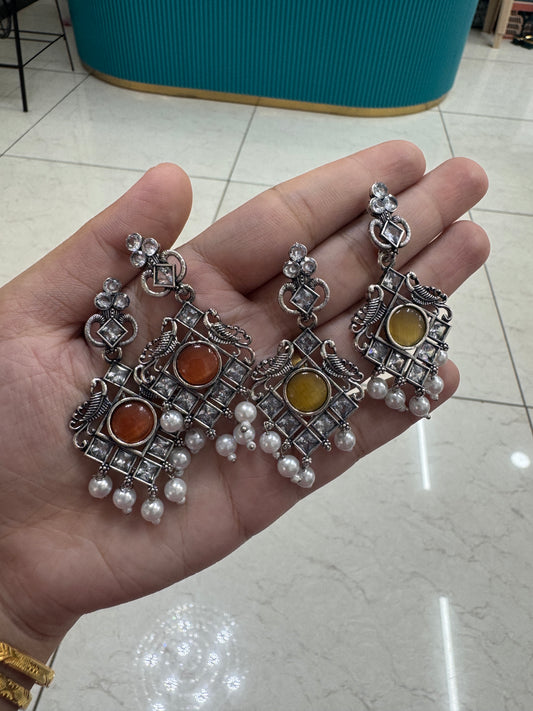 Kundan pearl earrings