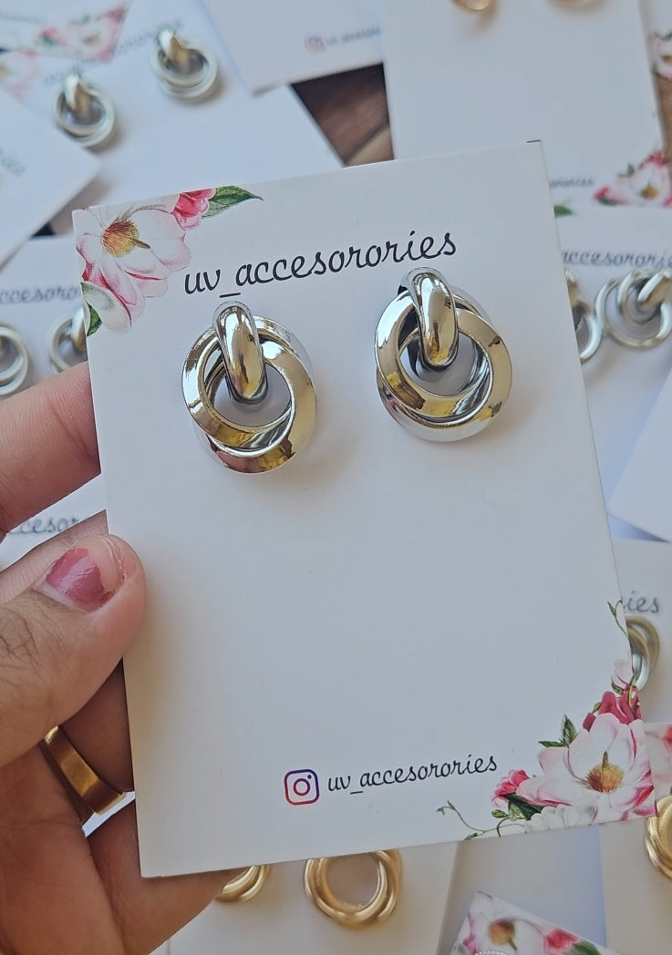 Silver trending earrings