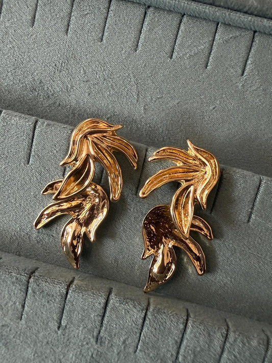Golden leaf earrings