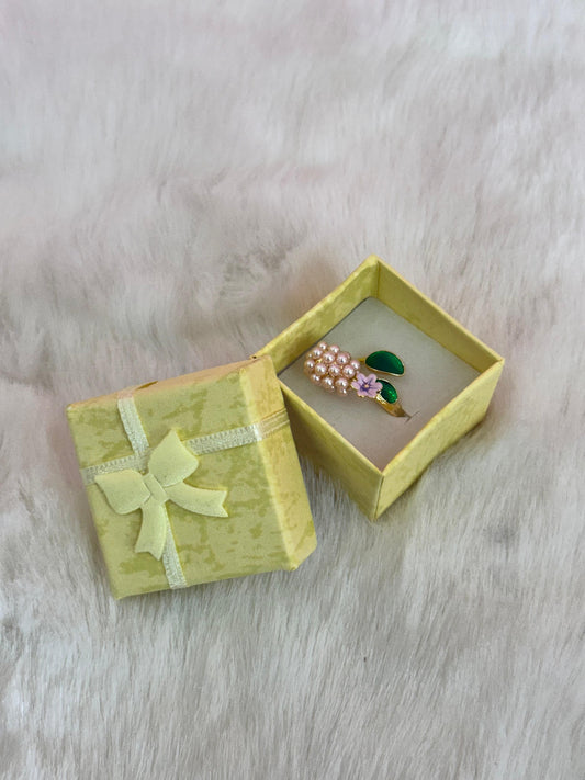 Exclusive flower ring