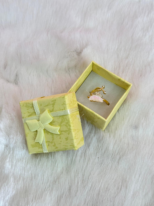 Exclusive flower ring