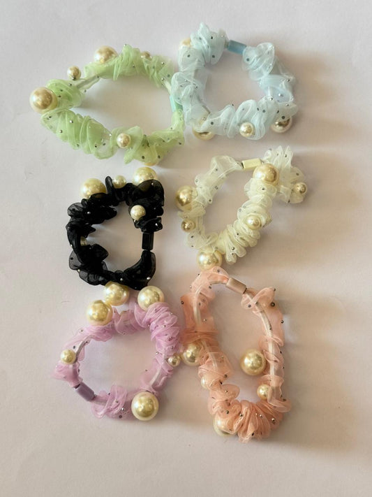 Pearl ruffled scrunchies
