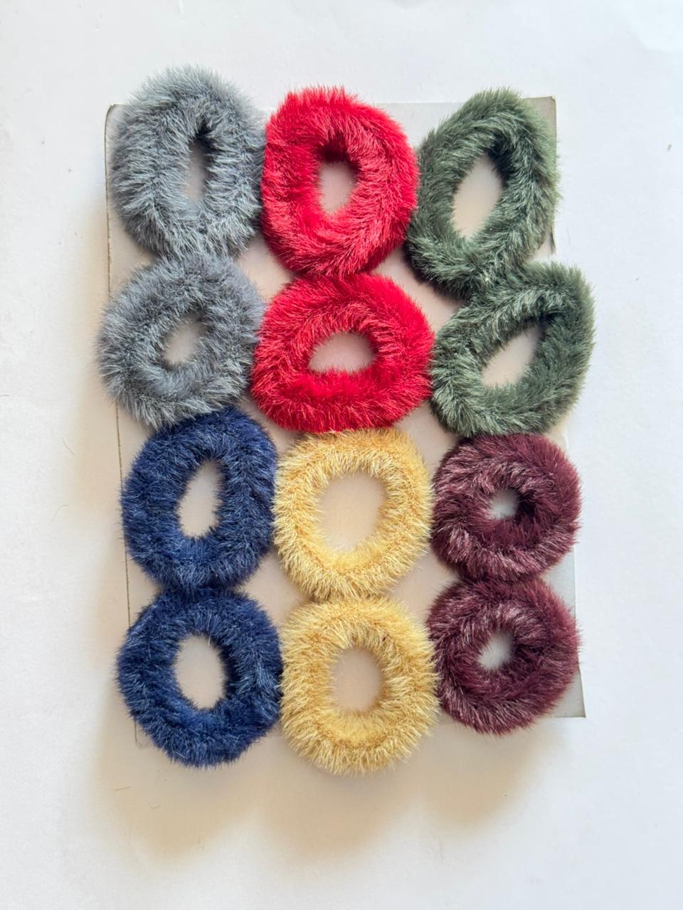 Fur bands are set of 6