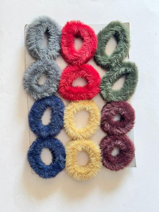 Fur bands are set of 6