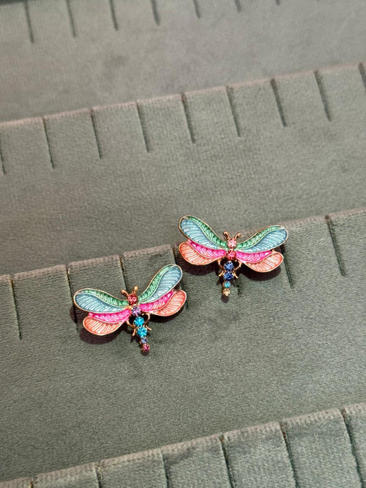 Dragon fly studs