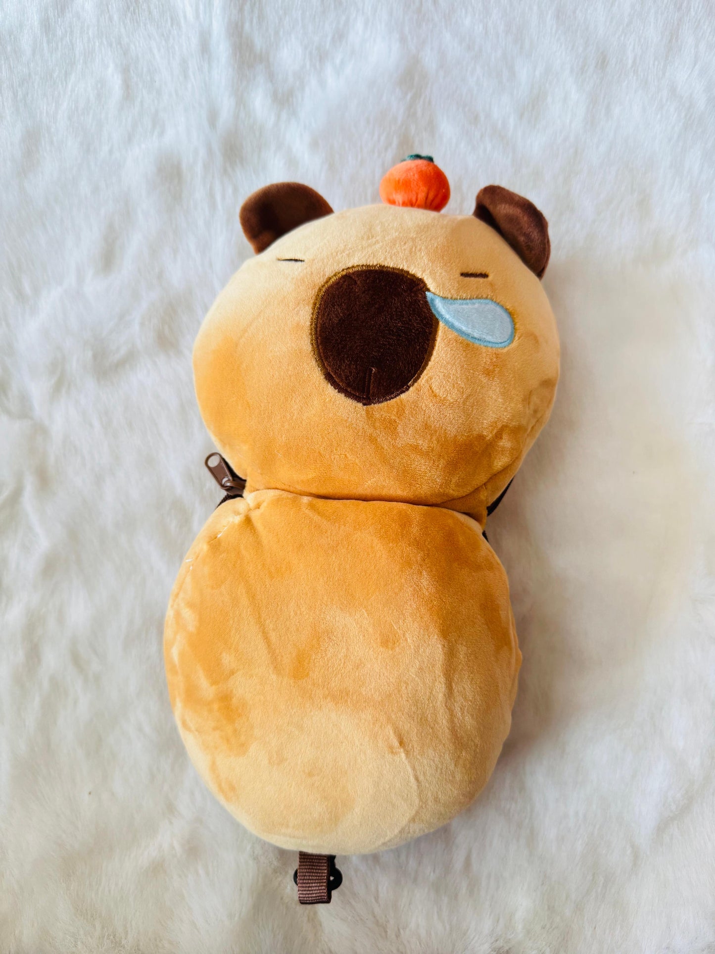 Capybara neck pillow and sleepmask