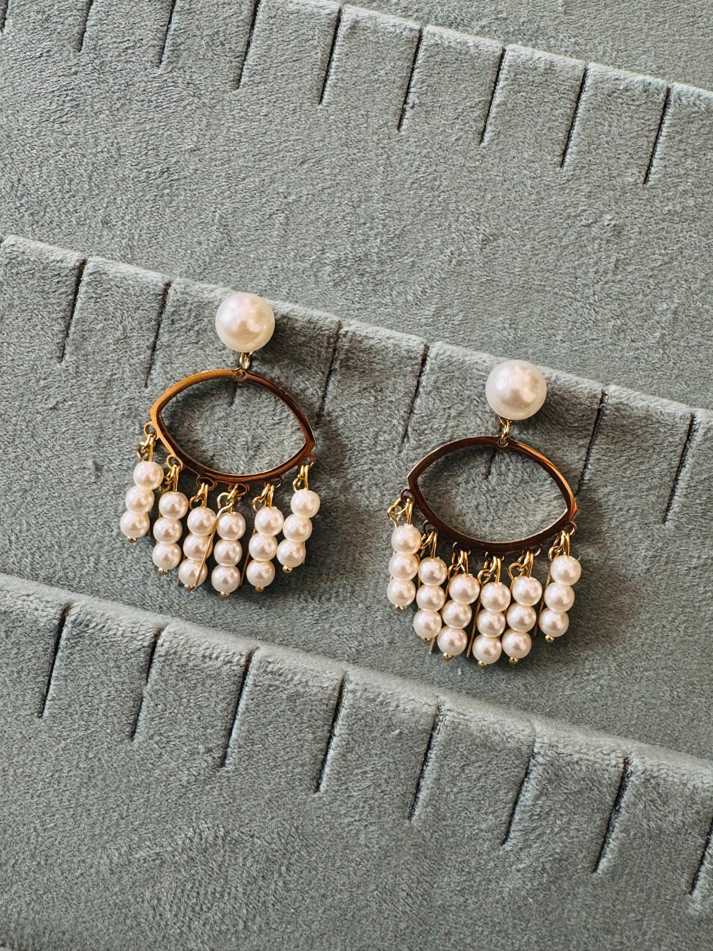 Pearl chain earrings