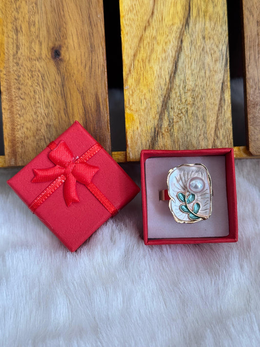 Enamel pearl ring