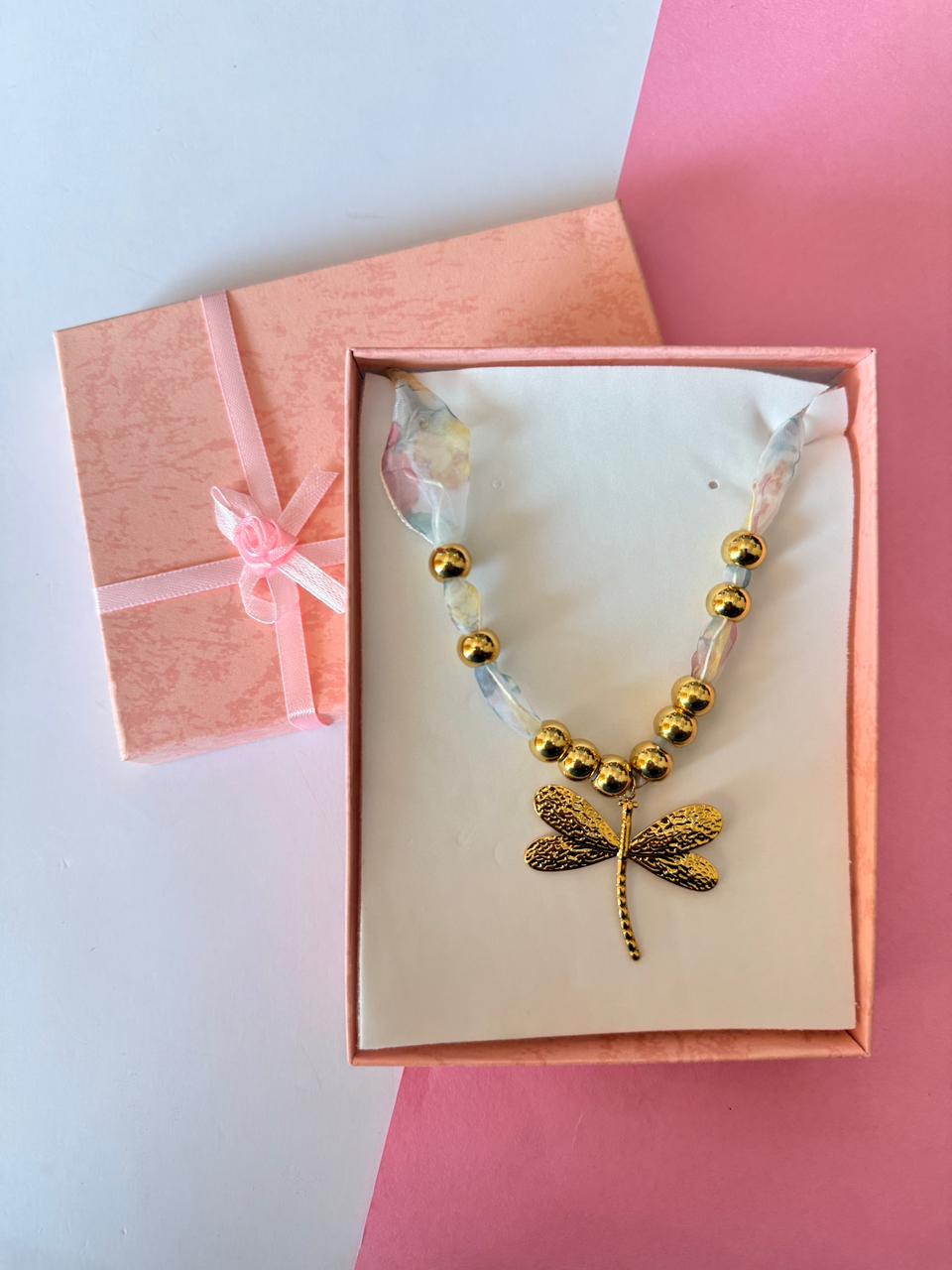 Butterfly cloth chain