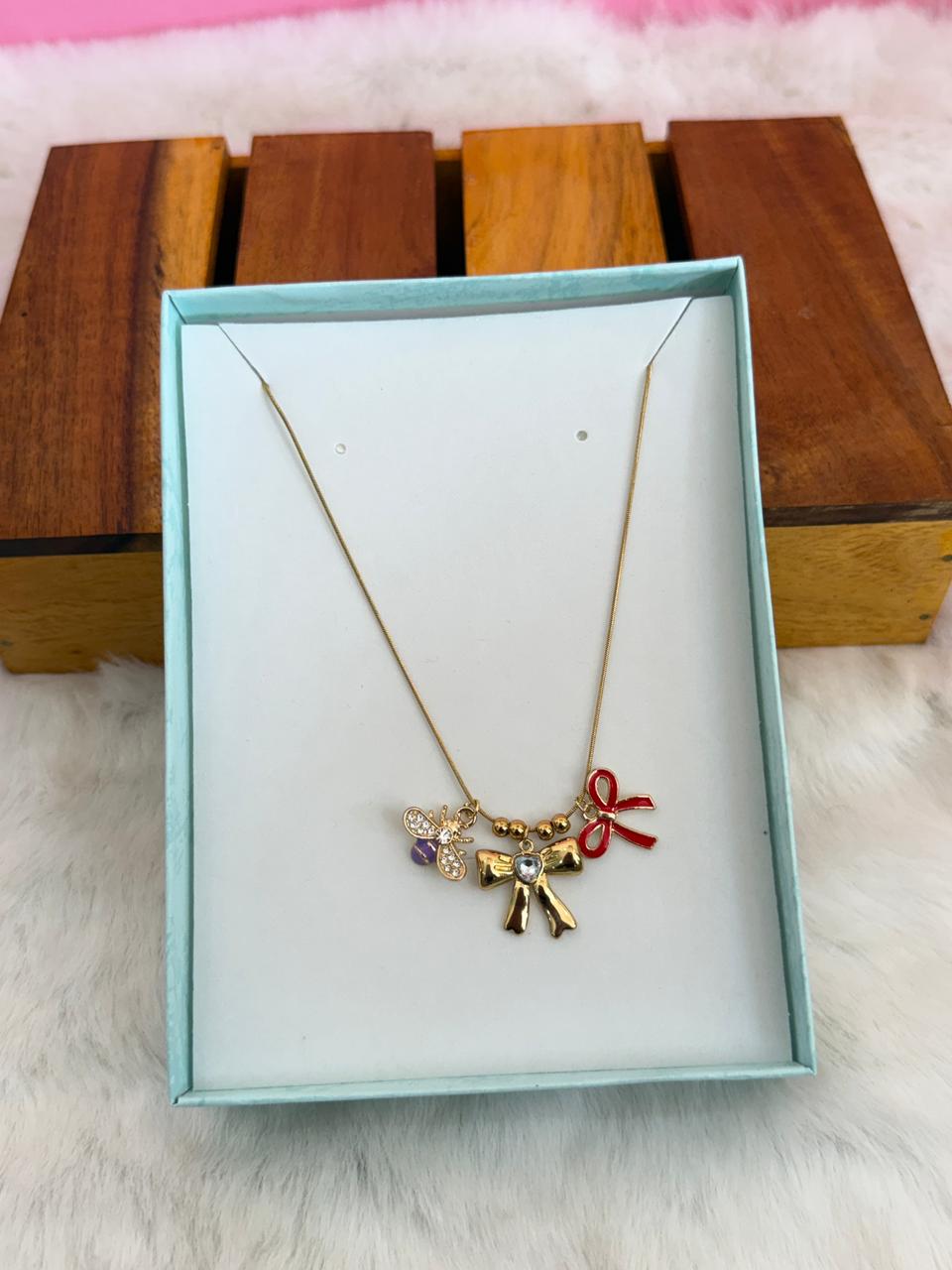 Bow charms chain