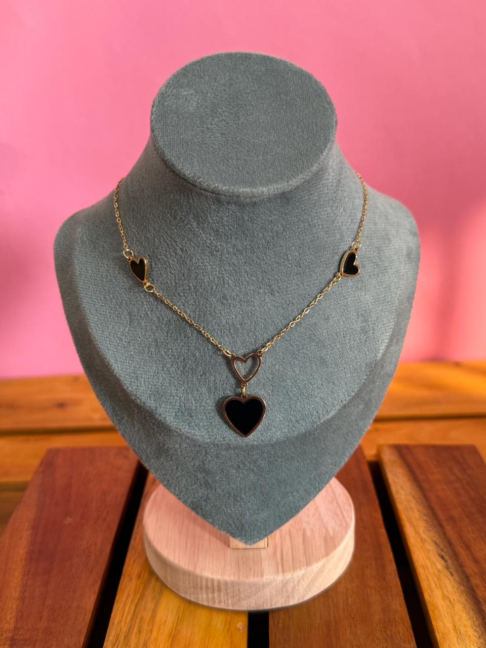 Black heart chain