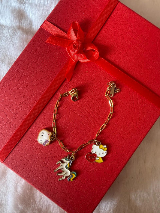 Charms link bracelet