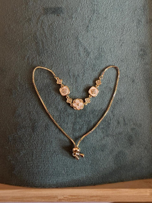 Flower stone adjustable bracelet